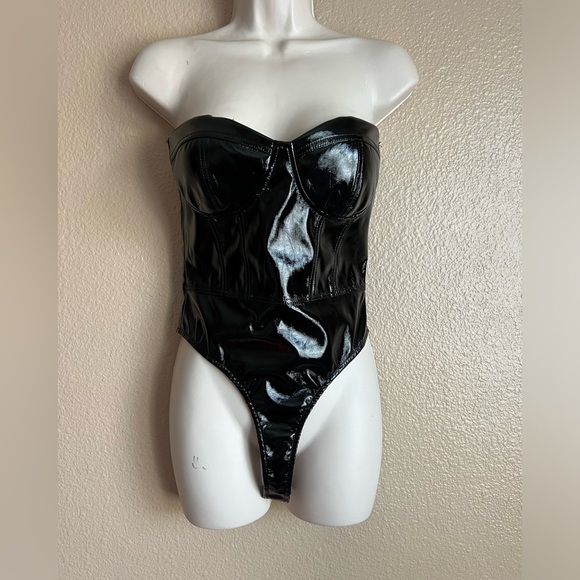 Fashion House thong strapless and adjustable strap bodysuits bundle size Small - Picture 8 of 16